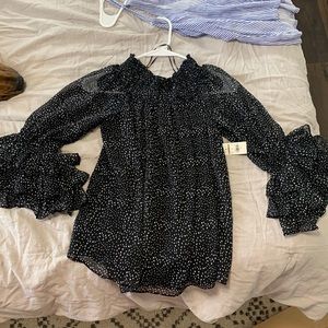 EXPRESS quarter sleeve blouse